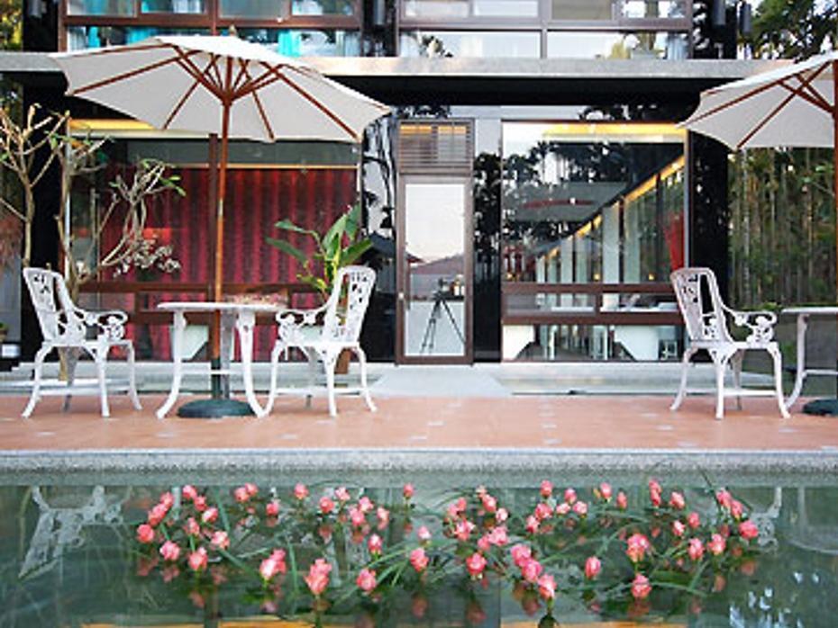 Full House Bed And Breakfast Nantou Esterno foto