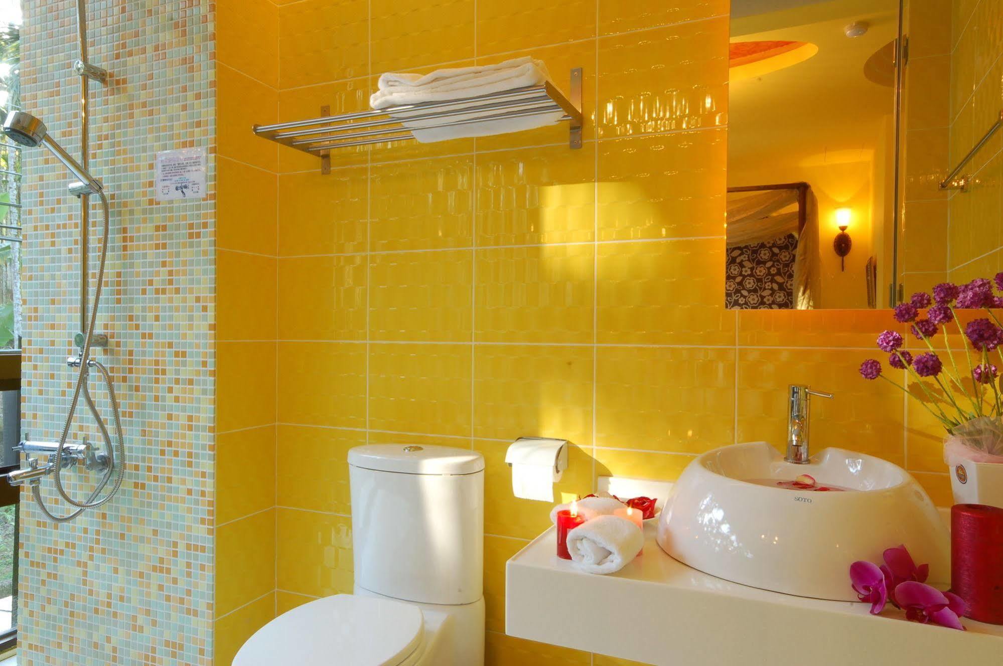 Full House Bed And Breakfast Nantou Esterno foto