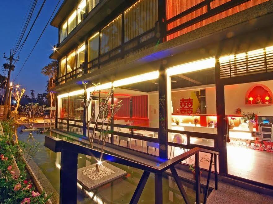 Full House Bed And Breakfast Nantou Esterno foto